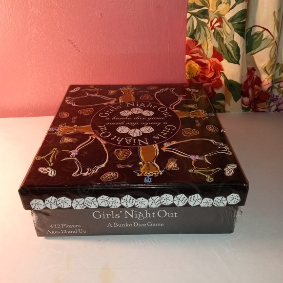 BOARD GAME GIRLS' NIGHT OUT DICE GAME OF FUN AND EXCITEMENT  4 TO 12 PLAYERS - Picture 8 of 9